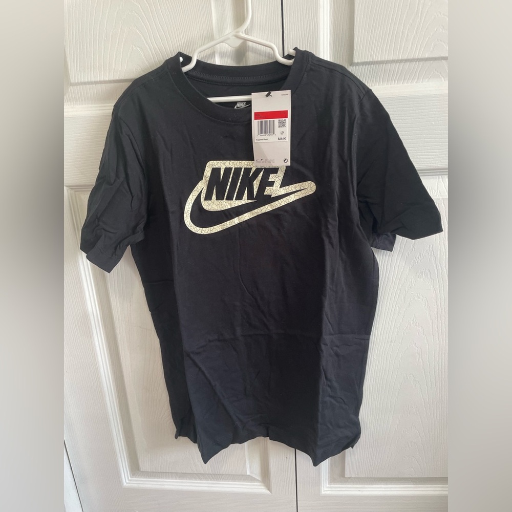 Nike kids shirt